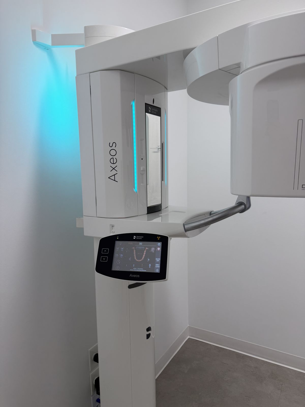 CBCT 3D imaging room at Natural Smiles